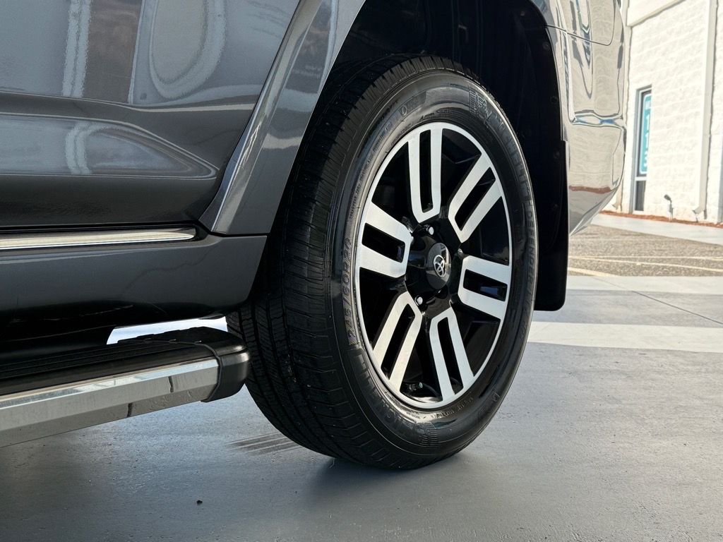 2018 Toyota 4Runner Limited photo 28