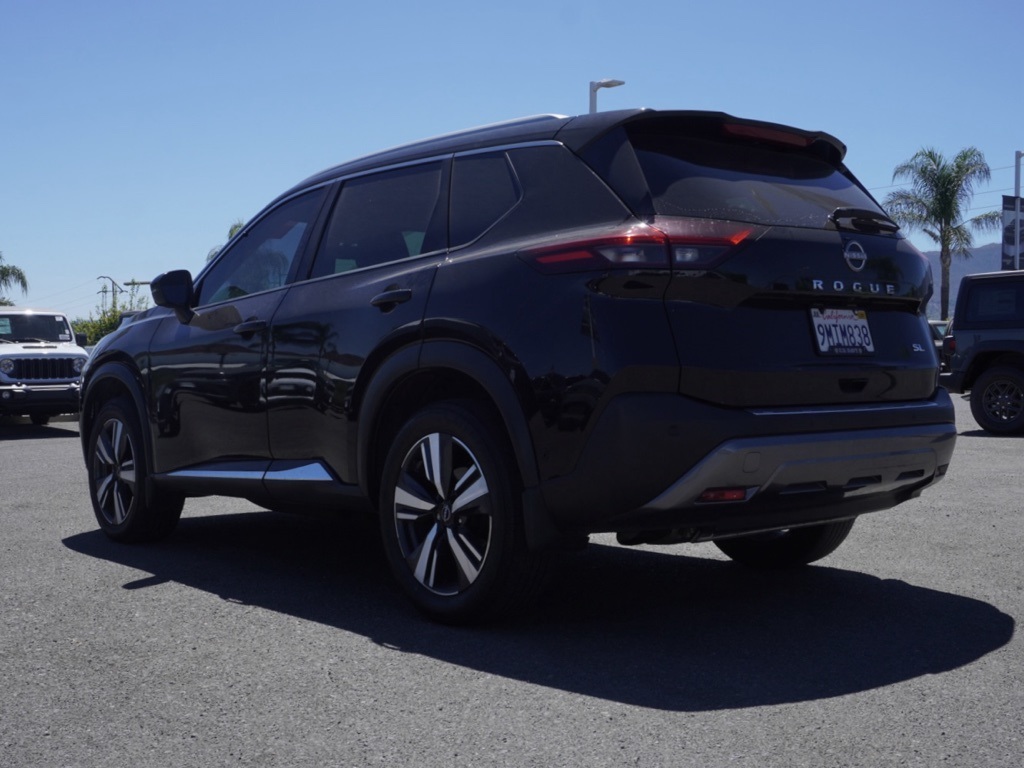 2023 Nissan Rogue SL photo 6