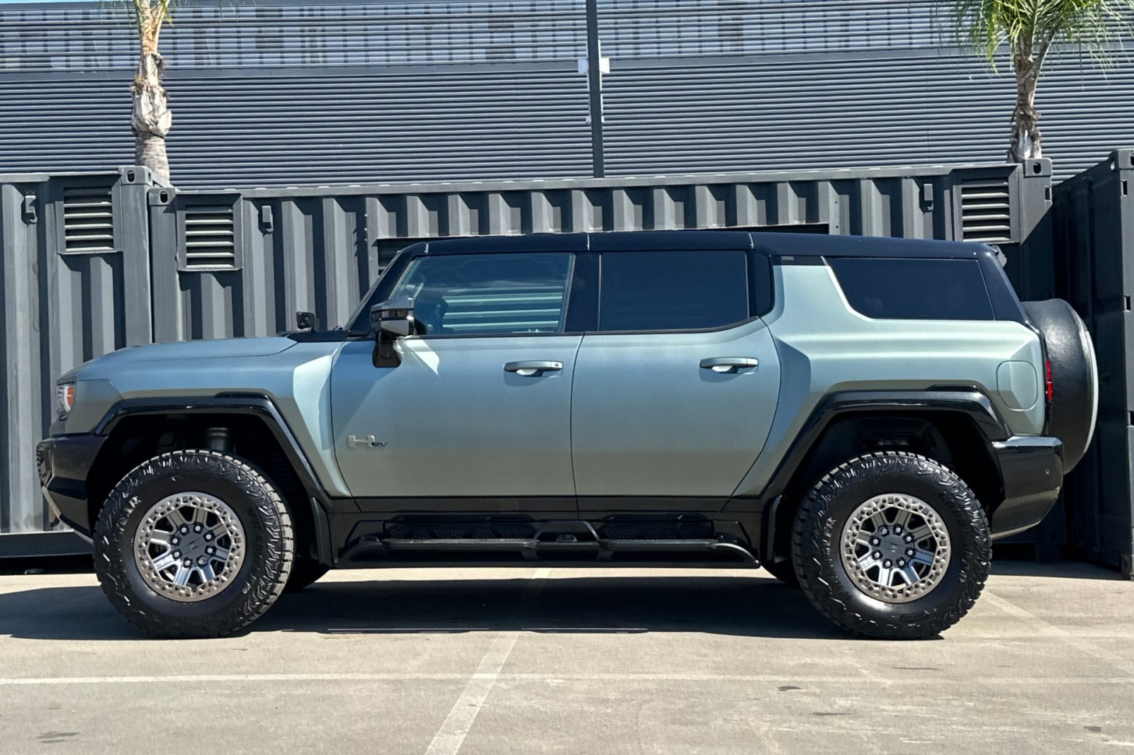 Used 2024 GMC HUMMER EV 3X with VIN 1GKB0RDC9RU103607 for sale in Long Beach, CA