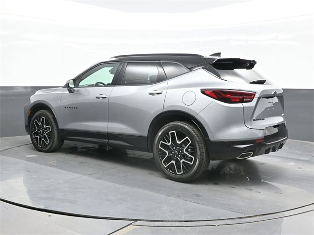 2026 Chevrolet Blazer RS photo 3