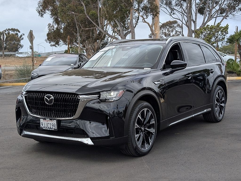 2024 Mazda CX-90 Premium photo 4