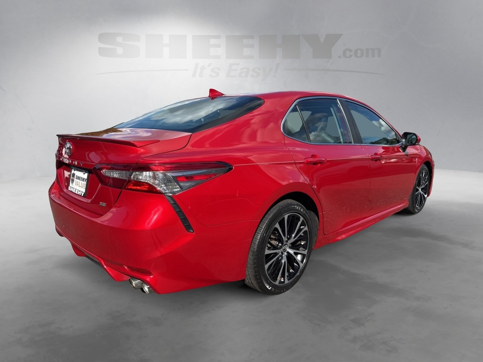 2019 Toyota Camry SE photo 12