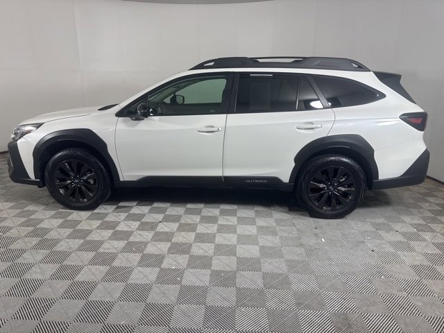 2025 Subaru Outback Onyx Edition photo 2