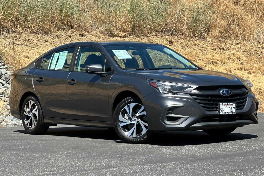 2023 Subaru Legacy Premium photo 2