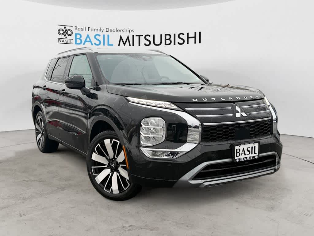 2025 Mitsubishi Outlander SEL Platinum Edition's photo