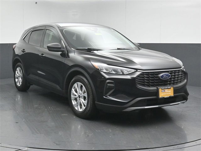 2023 FORD ESCAPE - Image 1