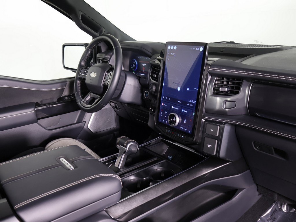 2023 Ford F-150 Lightning Platinum photo 20
