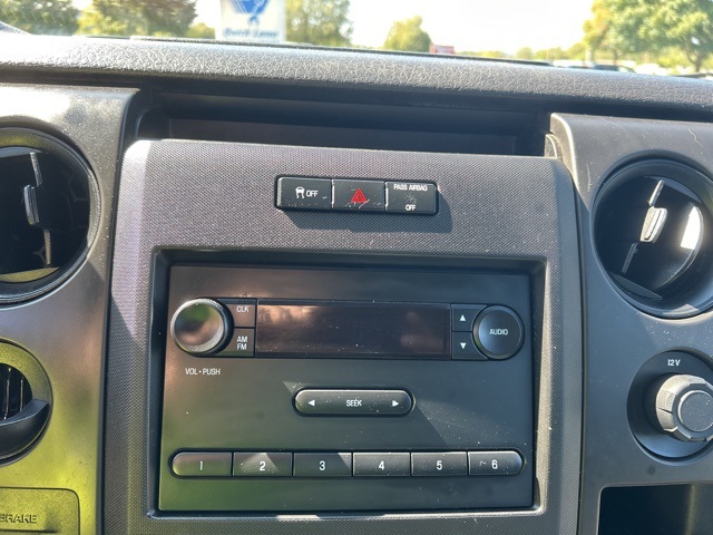 2013 Ford F-150 XL photo 11