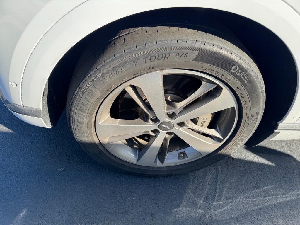 2023 Genesis GV80 3.5T Advanced photo 4