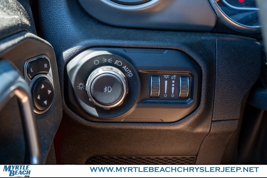 2020 Jeep Wrangler Sport S photo 29