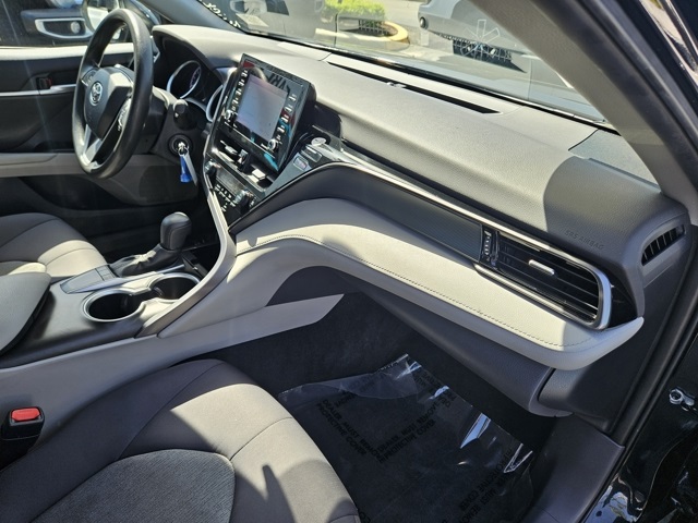 2023 Toyota Camry LE photo 22