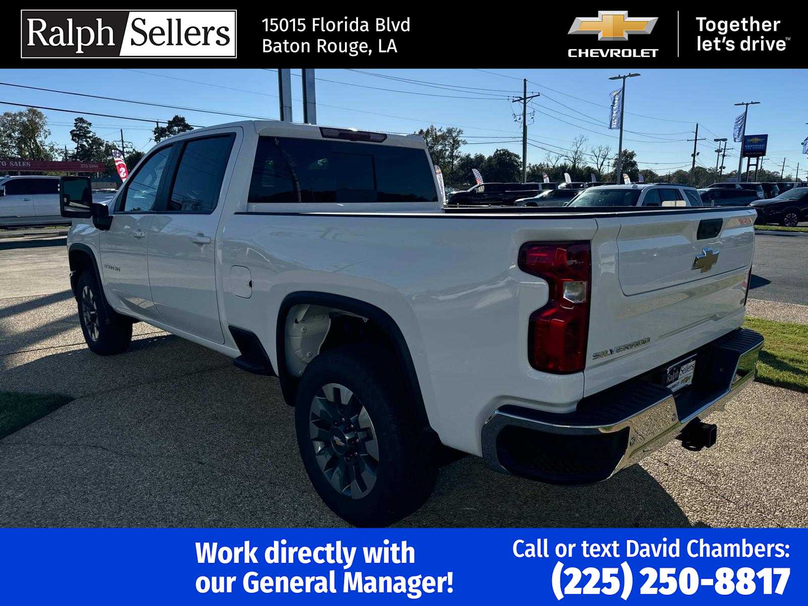 2025 Chevrolet Silverado 2500HD LT photo 4