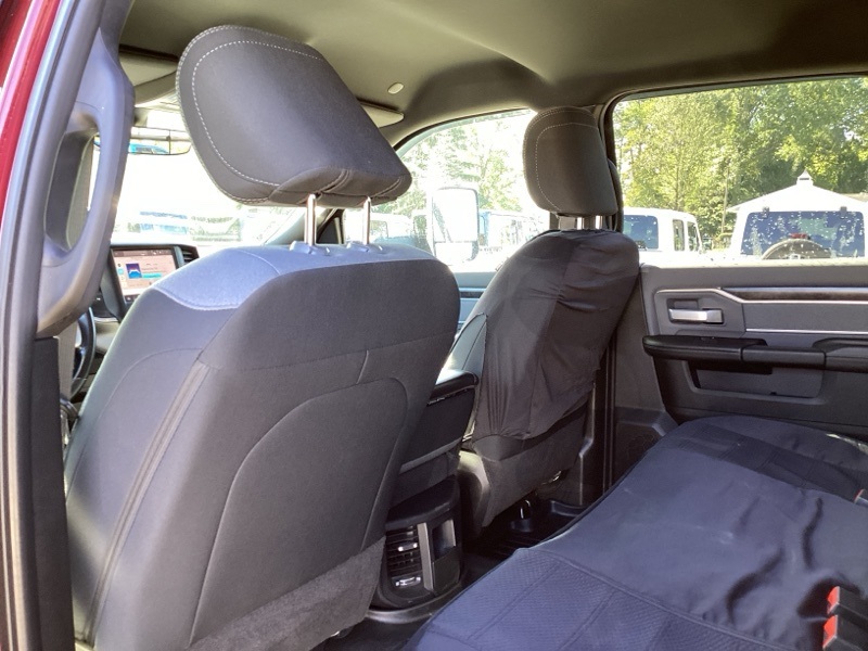 2022 Ram 5500 SLT photo 13