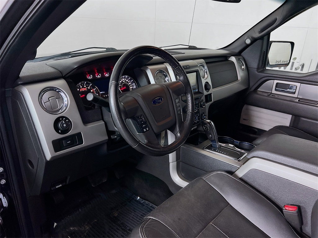 2013 Ford F-150 FX4 photo 3