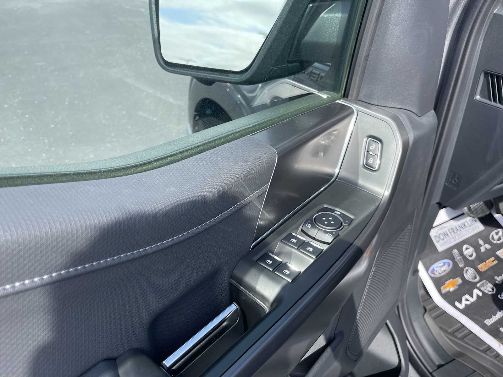 2024 Ford F-150 XLT photo 13