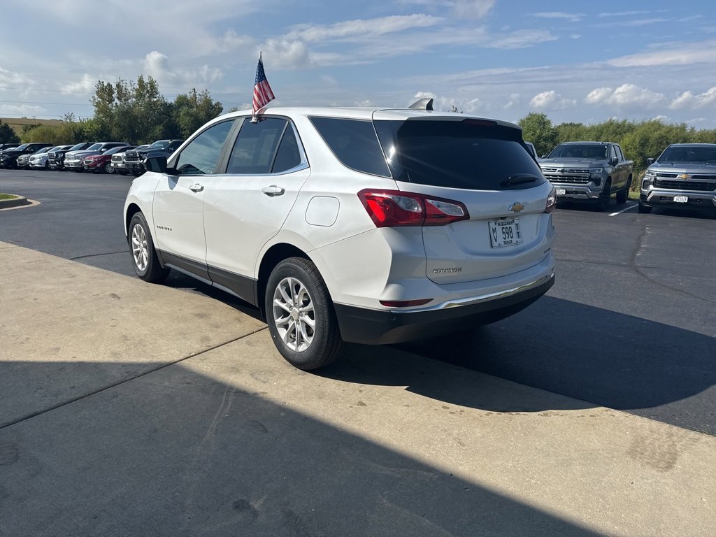 2021 Chevrolet Equinox LT photo 4