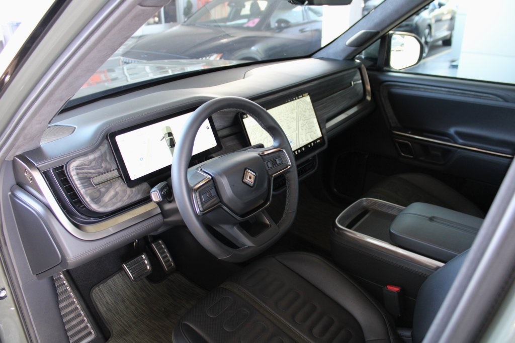 2022 Rivian R1T Launch Edition photo 3
