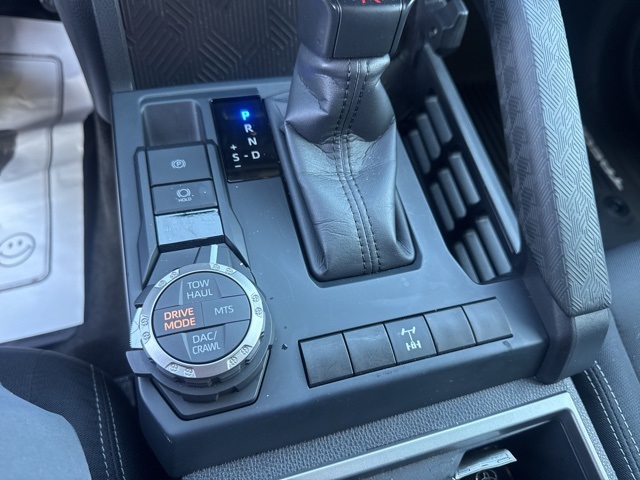2024 Toyota Tacoma TRD Off-Road photo 19