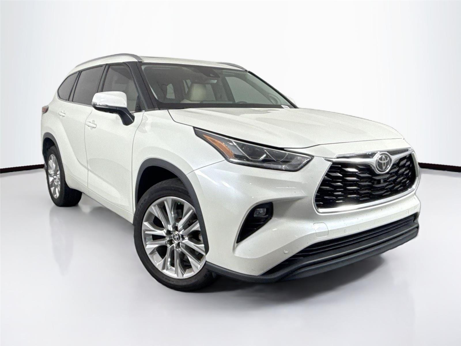 2021 Toyota Highlander Limited photo 4