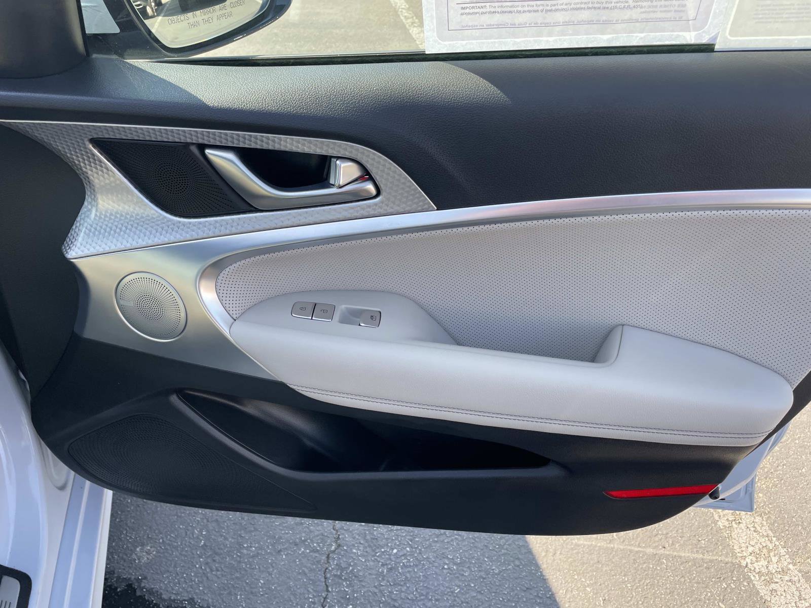 2023 Genesis G70 3.3T photo 21