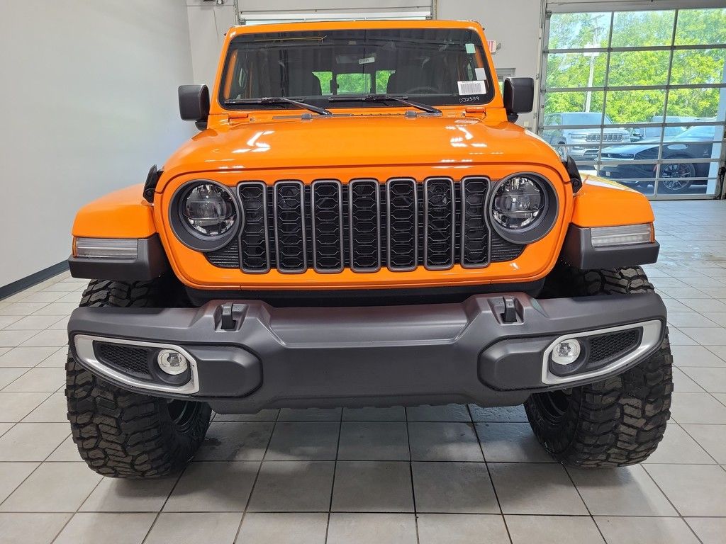 2025 Jeep Gladiator Sport S photo 2