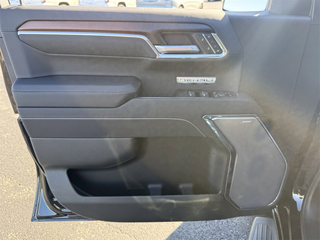 2026 GMC SIERRA - Image 13