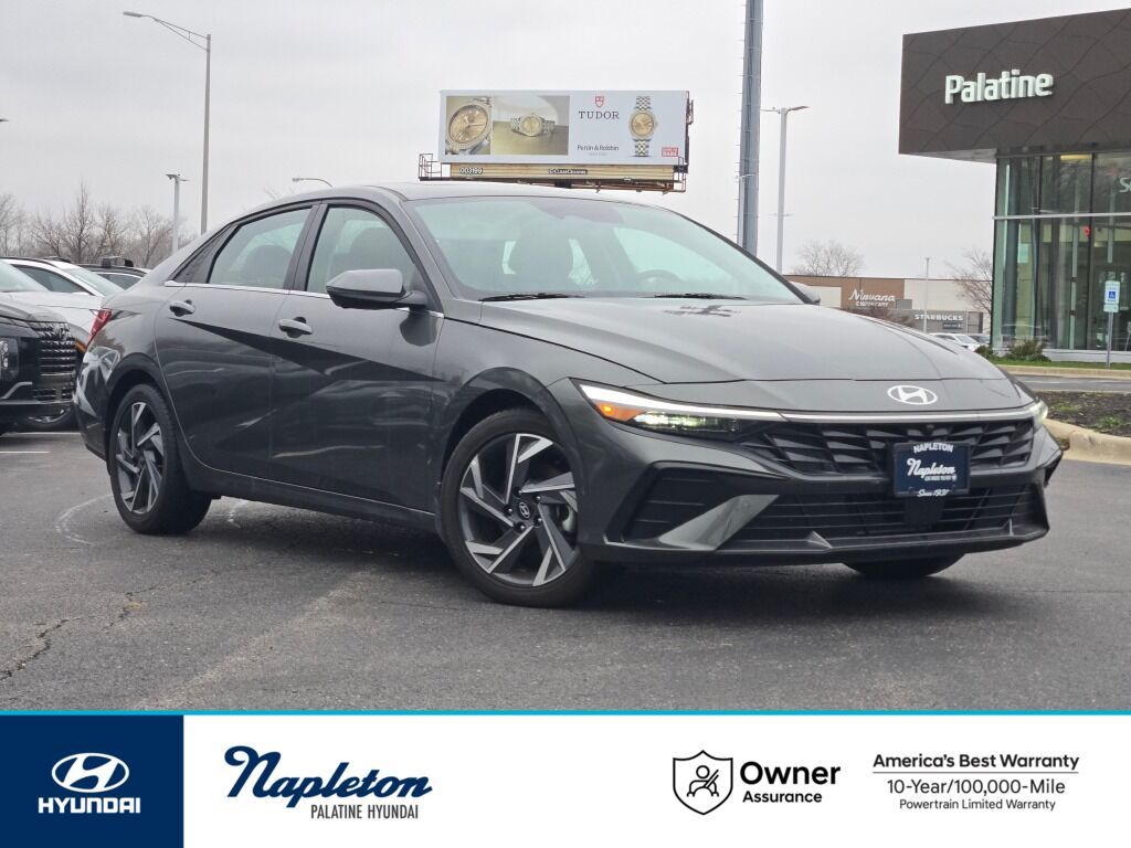 2024 Hyundai Elantra Limited's photo