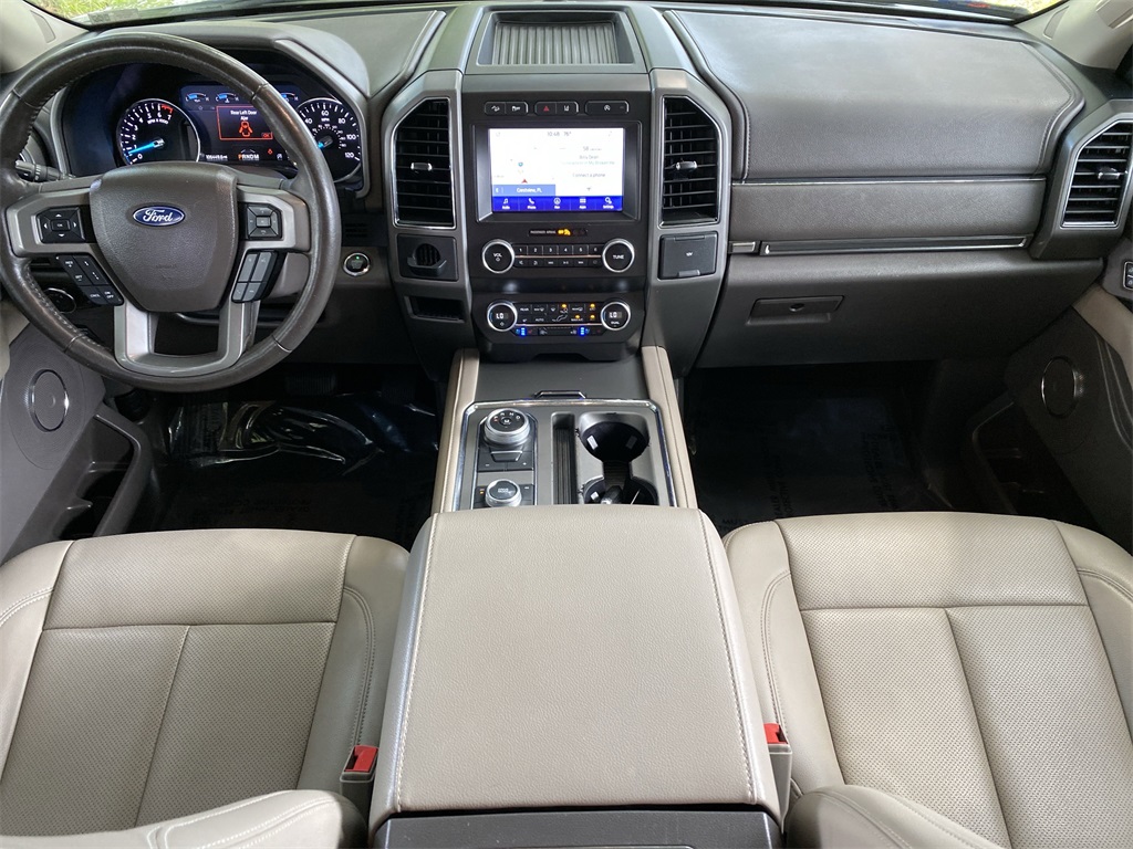 2021 Ford Expedition MAX XLT photo 13