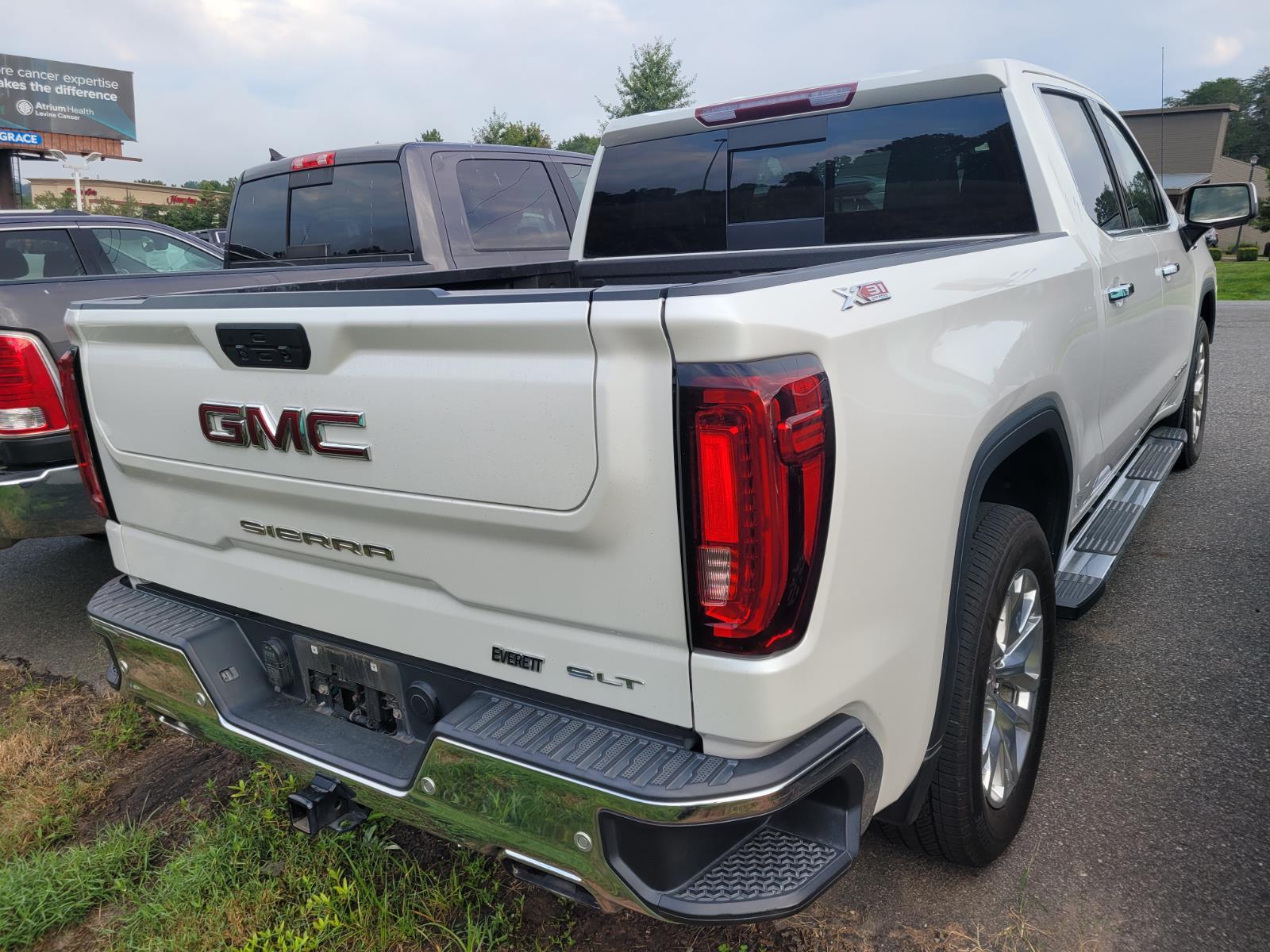 2020 Gmc Sierra 1500 SLT photo 3