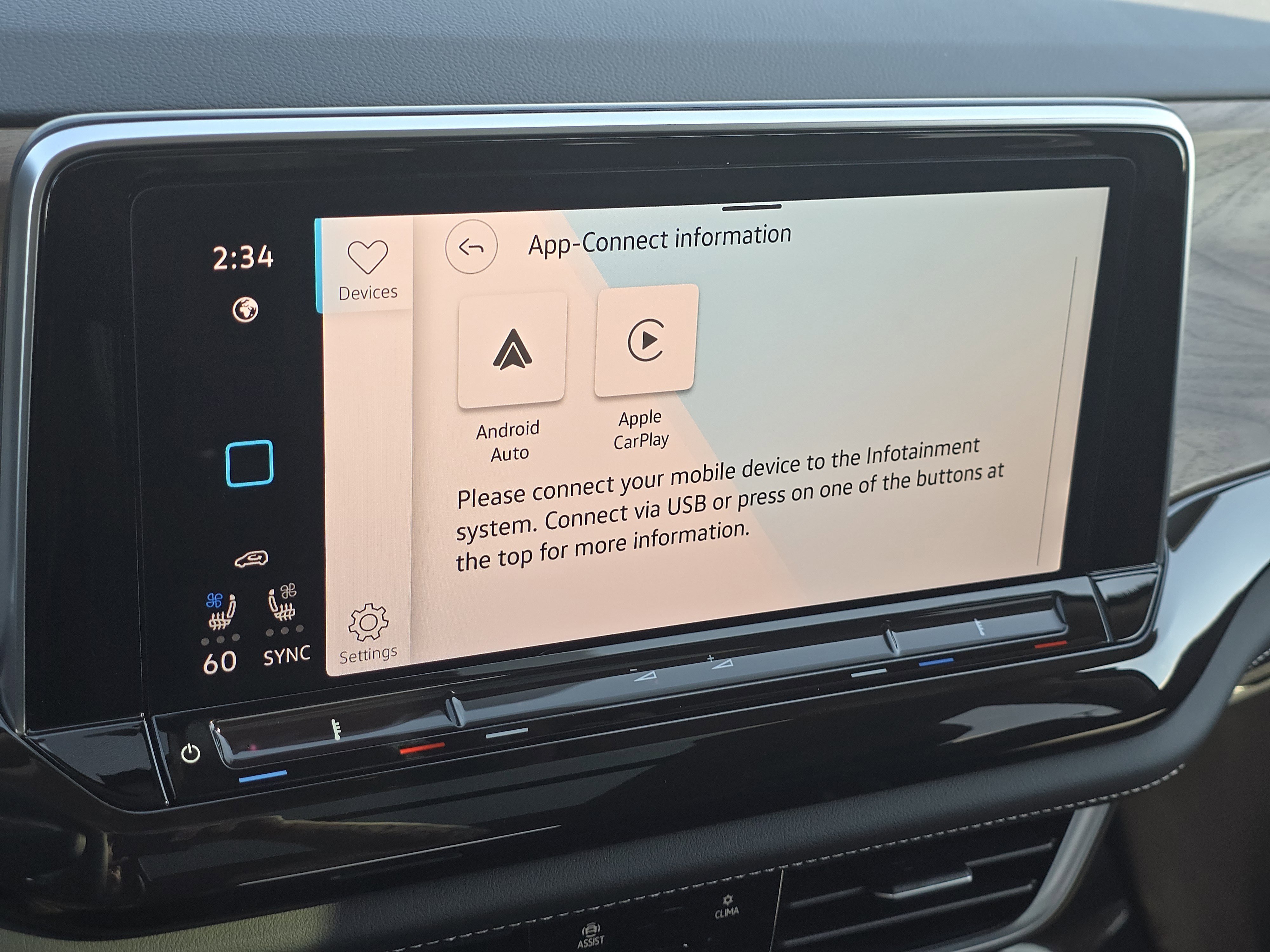 2025 Volkswagen Atlas SE Technology photo 8
