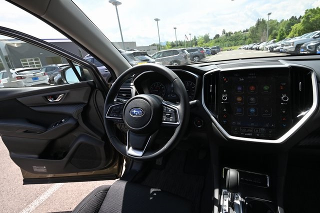 2024 Subaru Ascent Premium photo 25