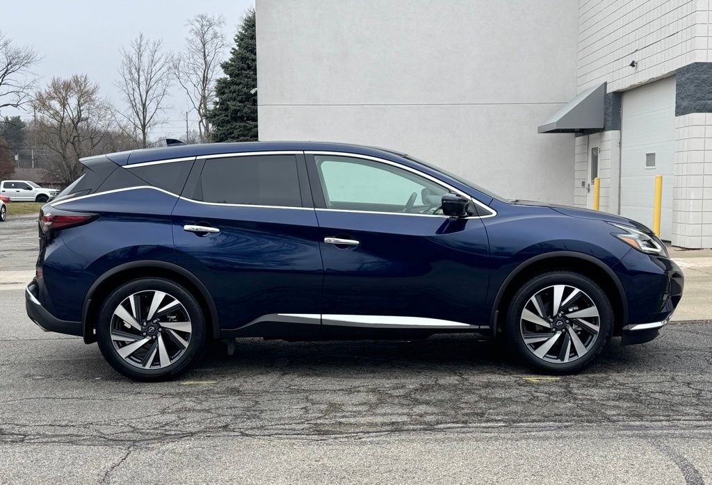 2024 Nissan Murano SL photo 2