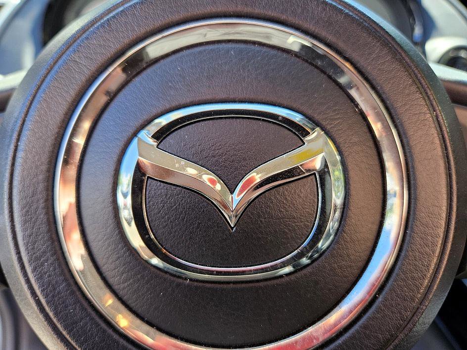 2023 Mazda CX-9 Touring photo 23