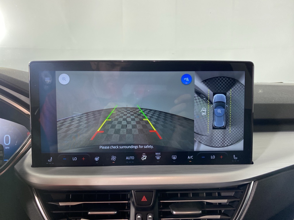 2024 Ford Escape Platinum photo 4