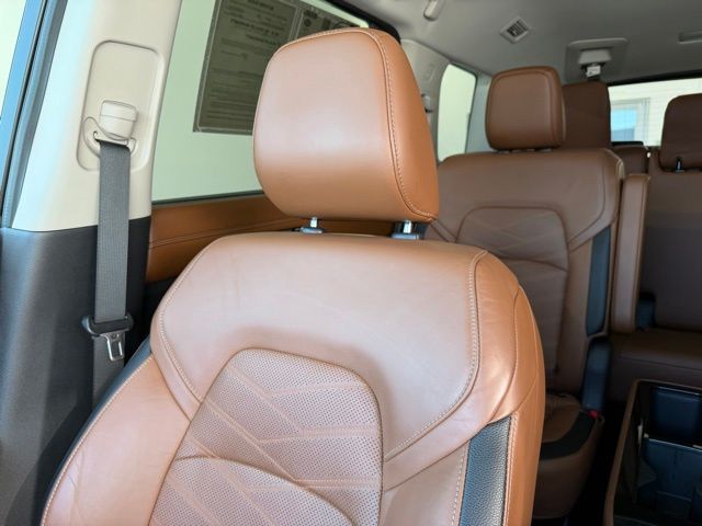 2022 Nissan Pathfinder Platinum photo 55