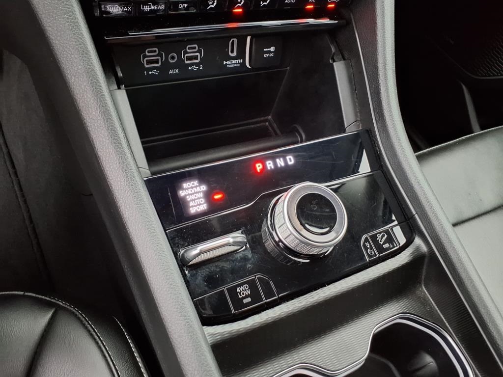 2023 Jeep Cherokee 4xe photo 14