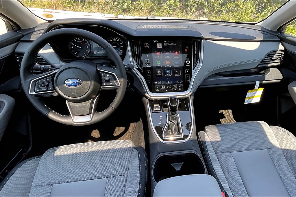 2025 Subaru Outback Premium photo 2