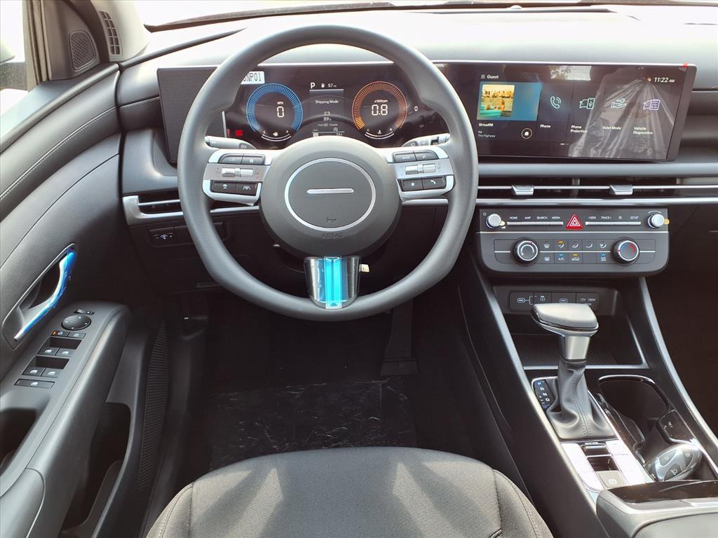 2026 Hyundai Tucson SE photo 3