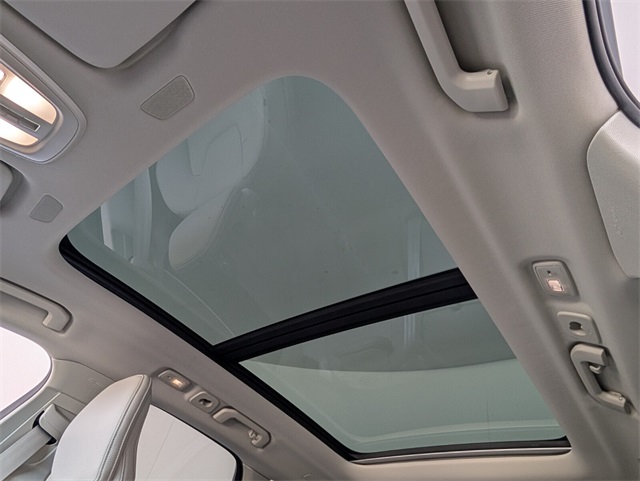 2023 Volvo XC60 Recharge Hybrid T8 Plus photo 20
