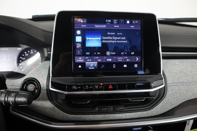2025 Jeep Compass Latitude photo 9