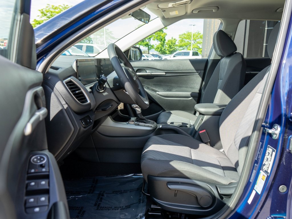 2026 Kia Seltos LX photo 11