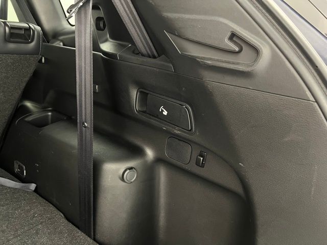 2024 Mitsubishi Outlander SE photo 43