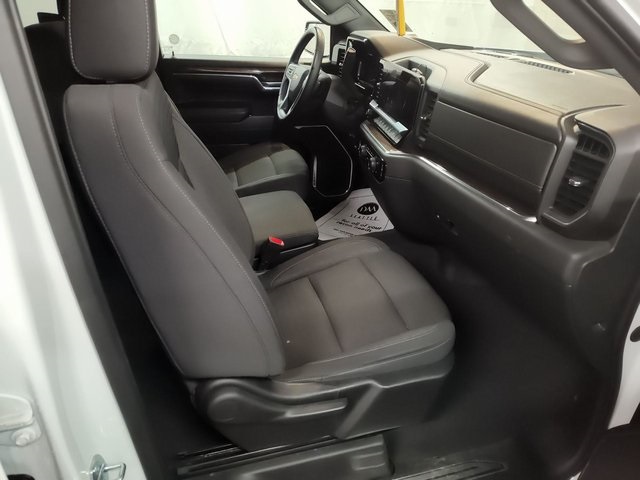 Image 10 of Pre-Owned 2023 Chevrolet Silverado 1500 LT