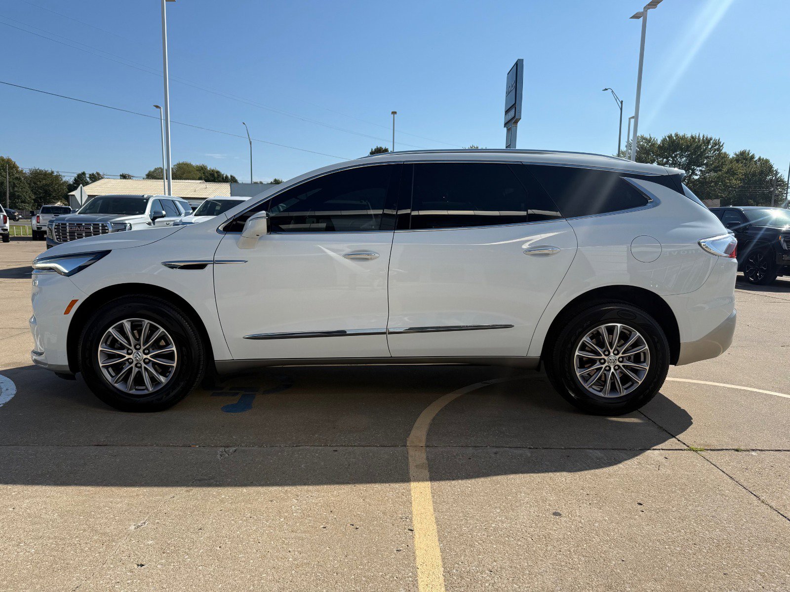 2024 Buick Enclave Premium photo 4