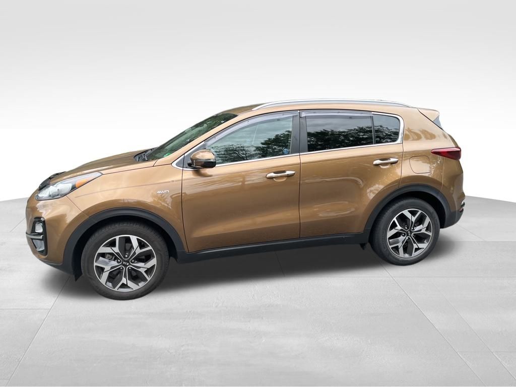 2021 Kia Sportage EX photo 3