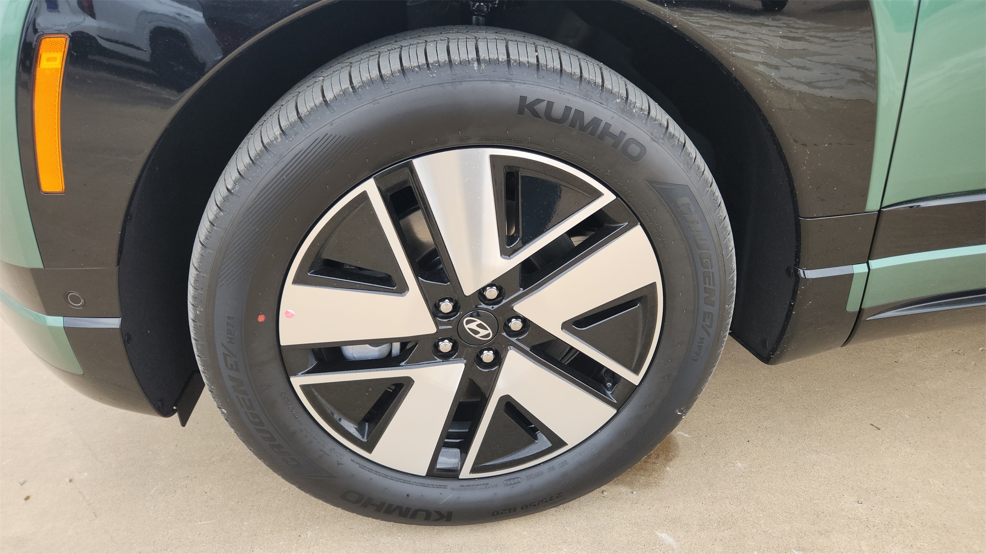 2026 Hyundai Ioniq SEL photo 21