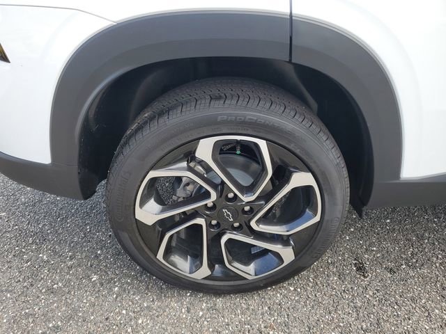 2025 Chevrolet Trax photo 4