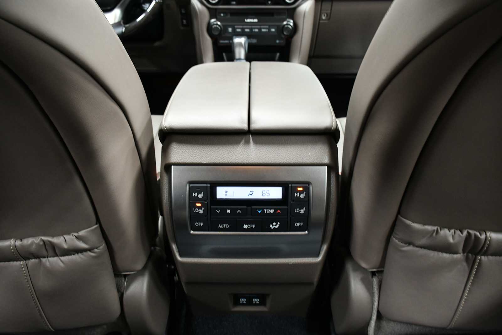2023 Lexus GX 460 Luxury photo 25