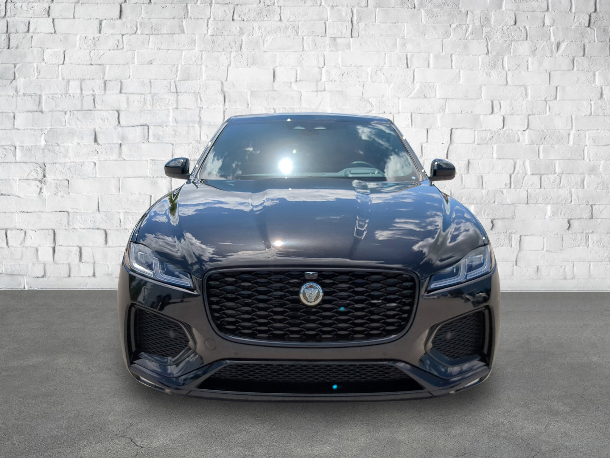 2026 Jaguar F-PACE P250 R-Dynamic S photo 2