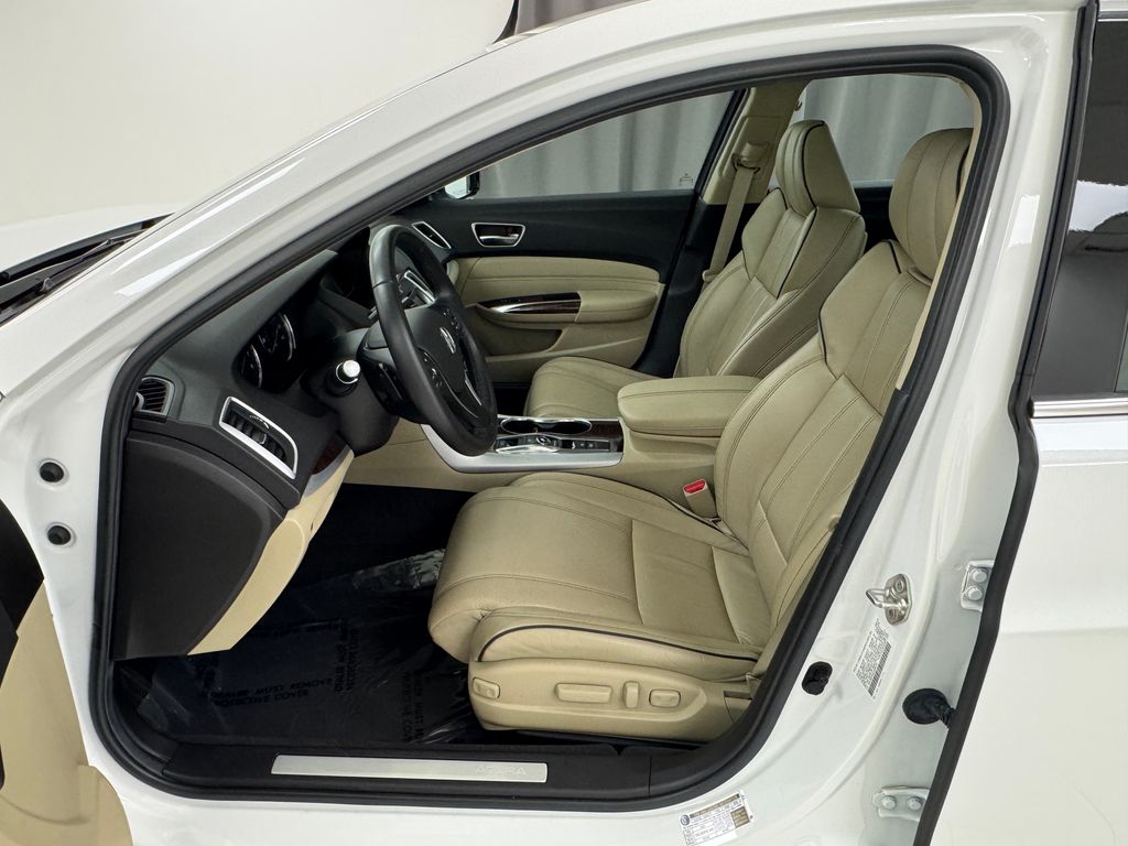 2020 Acura TLX 3.5L Technology photo 10